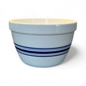 Crate & Barrel 2 QTS 8 Cups Nesting Mixing Bowl Heavy Duty Blue & White